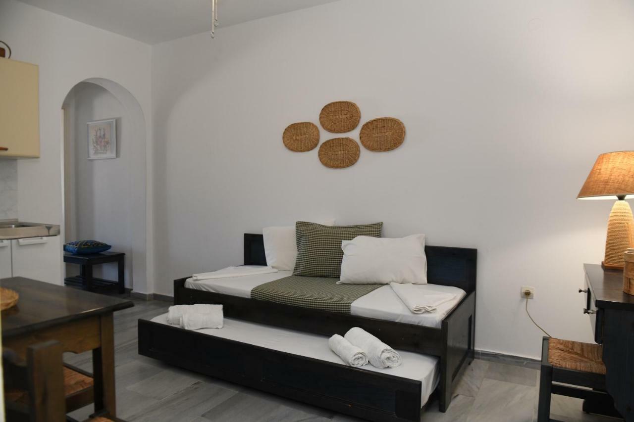 Dryades Family Hotel Дріос Екстер'єр фото